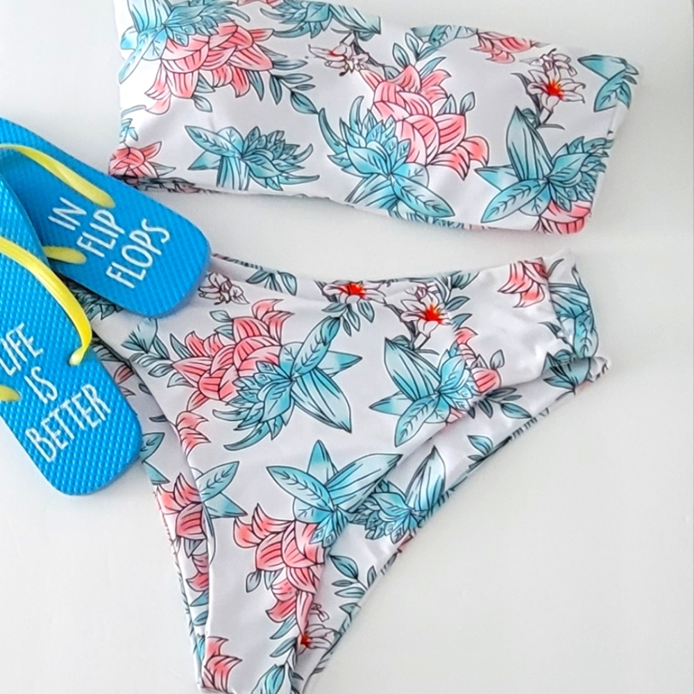 NWOT. Zaful Orchid Print Bandeau High Waist Bikini.
